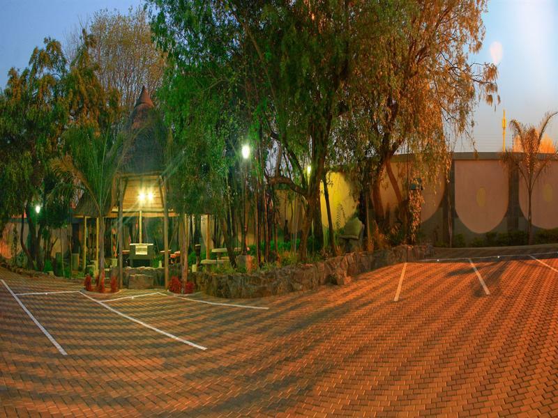 Eco Park Lodge Centurion Ngoại thất bức ảnh