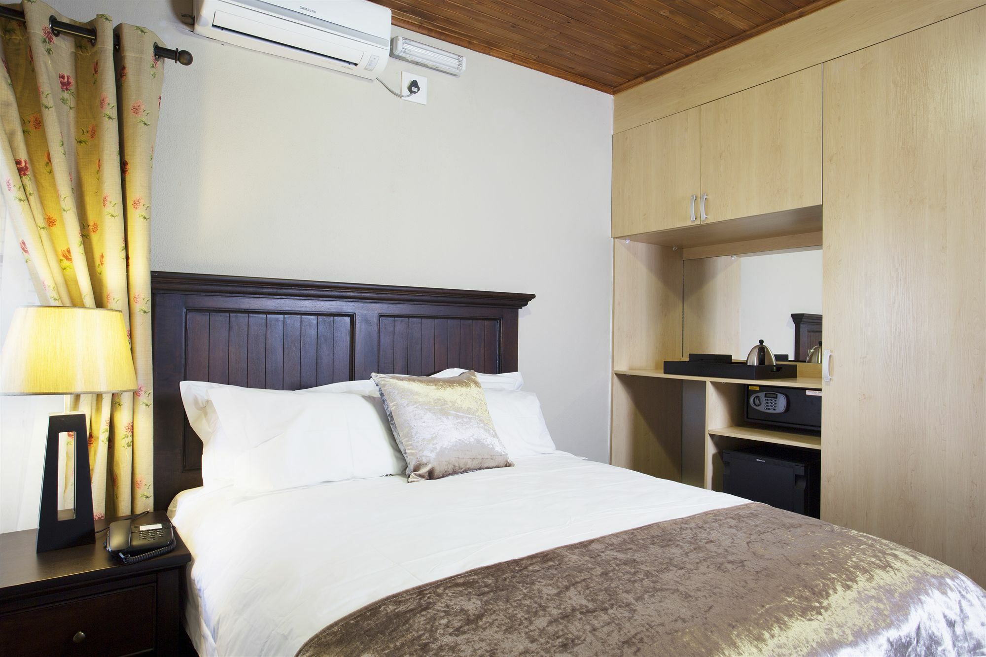 Eco Park Lodge Centurion Ngoại thất bức ảnh